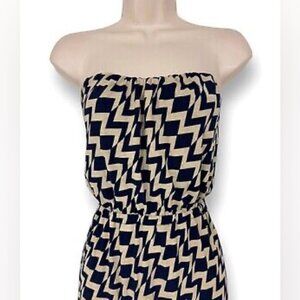 Three Pink Hearts, Trixxi Maxi Dress, Navy/Tan Geometric Print, EUC, Size Small
